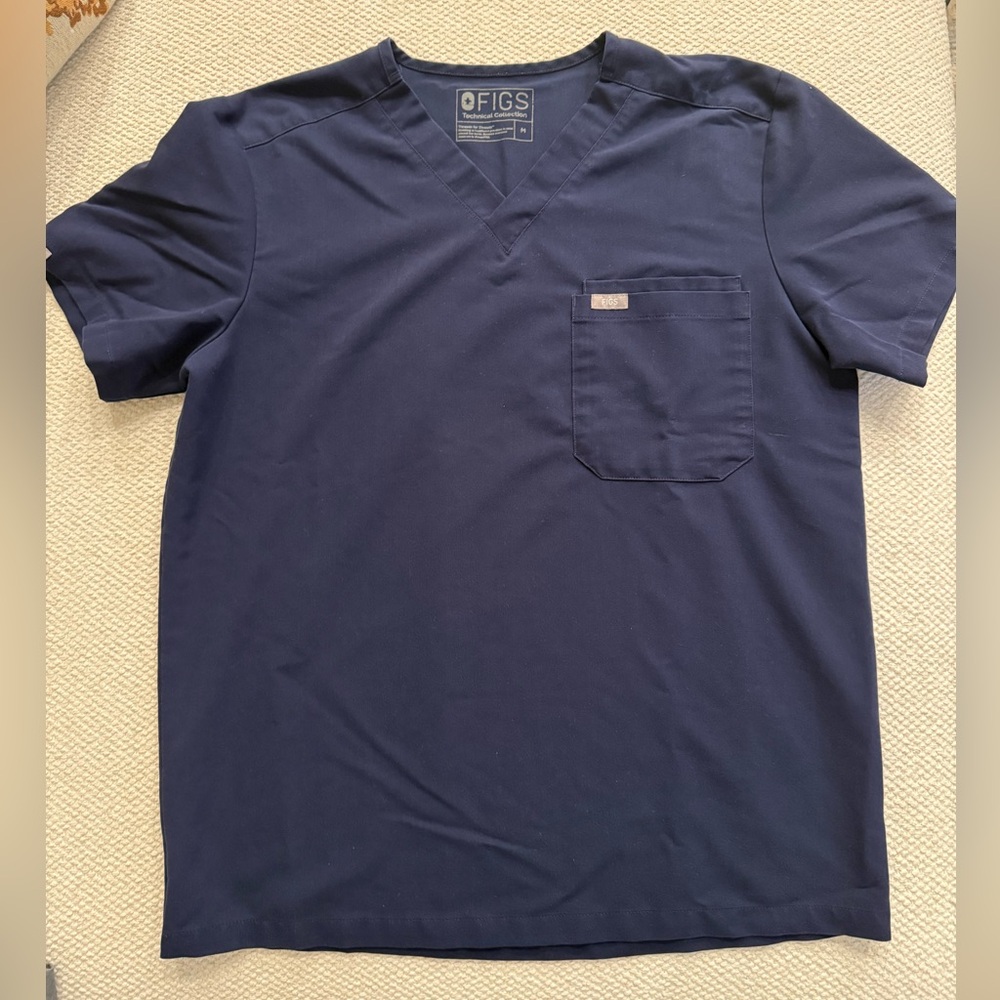 Figs Men's Navy Blue Scrub Top